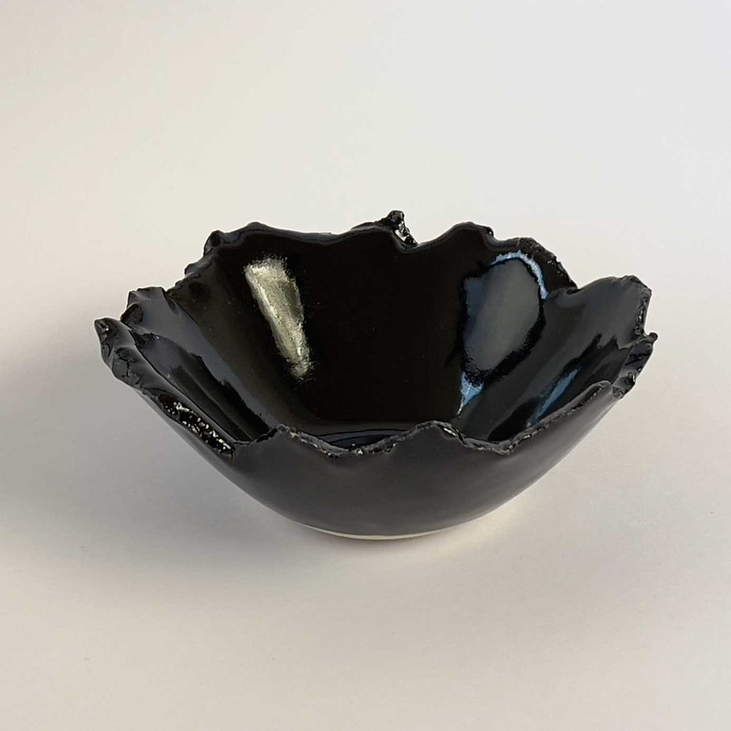 Shiny Black Eggshell Bowl